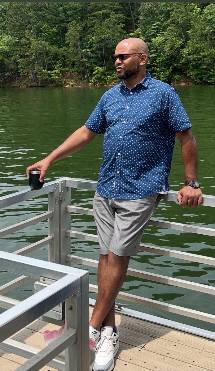 Father’s Day chillin on the lake with friends!!!