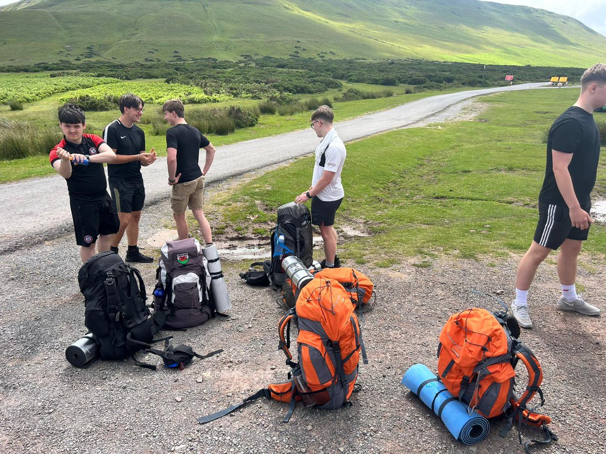Year 12 silver D of E expedition are on their way!