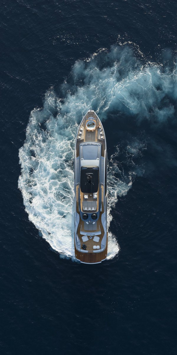 Monday. Time to dive straight in.
Enjoy instant control with the GTX116.

Pershing GTX116. The seascape revolution.

#TheDominantSpecies #MondayMotivation   

#FerrettiGroup #KeepBuildingDreams #ProudToBeItalian 🇮🇹 #MadeInItaly 
ow.ly/U44n50Wa0aY