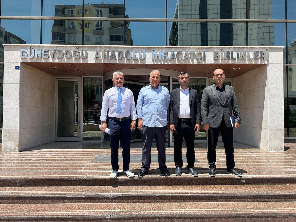 ŞUTSO 21. Komite ve Meclis Üyelerimiz Emrah Yavuzel, Nihat Peltek ve M. Hakan Tatar, 

GAİB Genel Sekreteri Sn. Bülent Kayalı’yı ziyaret etti.

GAİB’in çalışmaları hakkında verimli bir görüş alışverişinde bulunuldu.

Nazik misafirperverlikleri için teşekkür ederiz.