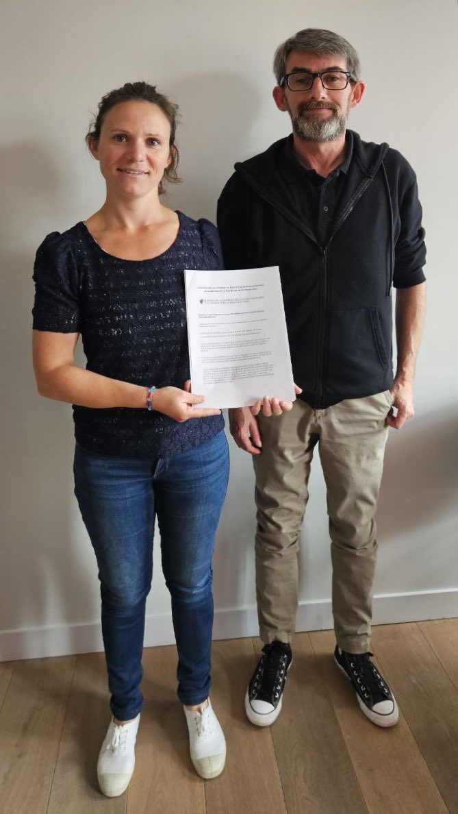 Avec Olivier Simon, porte-parole des victimes du Kreisker : des récits trop longtemps tus.
Faire la lumière sur les abus des années 80, c’est une exigence de justice.
Je soutiens leur demande d’un parquet spécialisé pour les violences faites aux enfants.