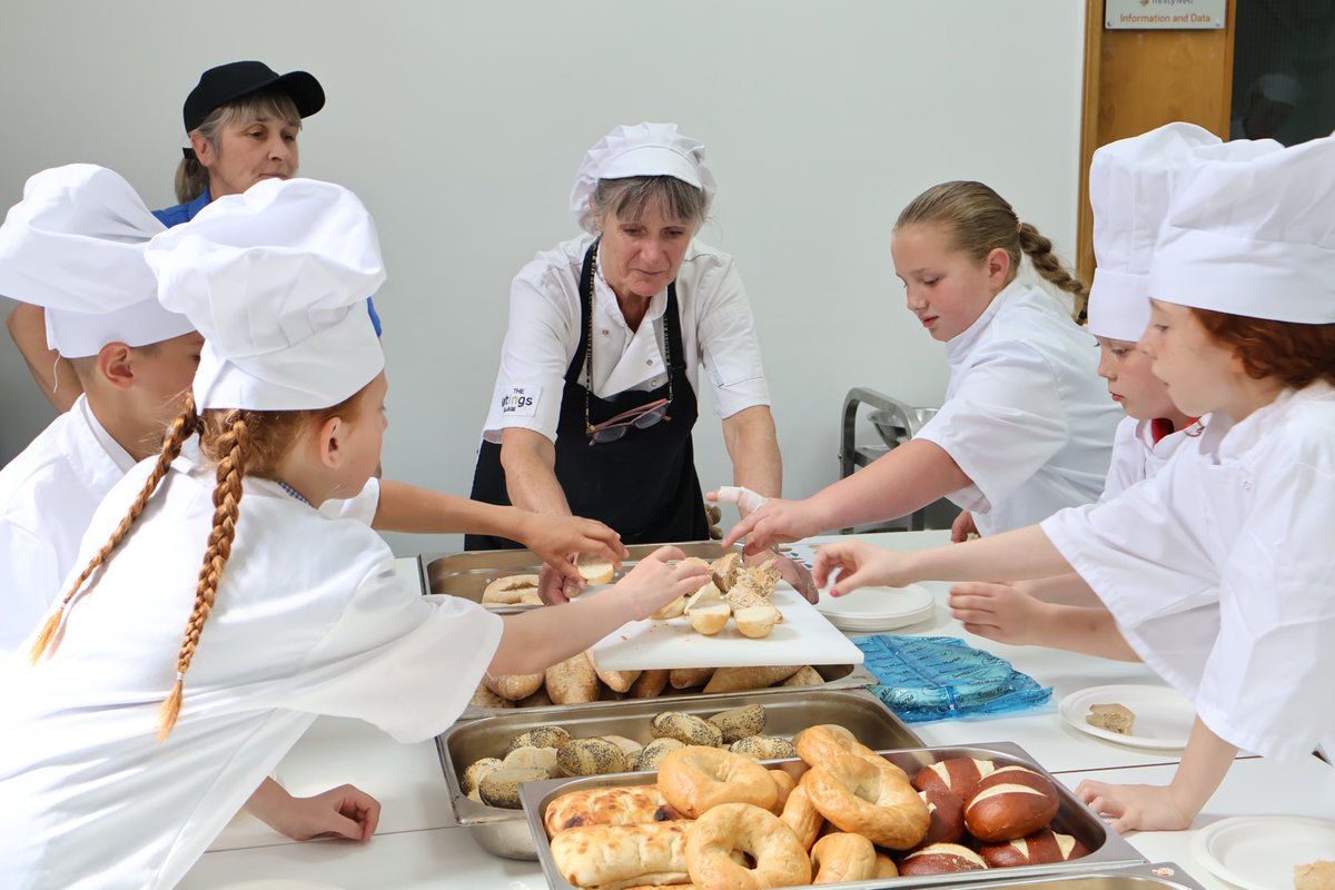 Emma Hanlon-Gosling (@ehanlon_gosling) on Twitter photo Our #TrinityIGNITE Top Chefs from <a href="/TrinityAcadA/">Trinity Academy Akroydon</a> <a href="/TrinityAcadStC/">Trinity Academy St Chad's</a> <a href="/TrinityAcadStP/">Trinity Academy St Peter's</a> <a href="/TweetWhitehill/">Whitehill Community Academy</a> are back! This time we are baking, icing and making beautiful sandwiches with our expert catering staff 🥖🥮🍰🥪 Our #TrinityIGNITE Top Chefs from <a href="/TrinityAcadA/">Trinity Academy Akroydon</a> <a href="/TrinityAcadStC/">Trinity Academy St Chad's</a> <a href="/TrinityAcadStP/">Trinity Academy St Peter's</a> <a href="/TweetWhitehill/">Whitehill Community Academy</a> are back! This time we are baking, icing and making beautiful sandwiches with our expert catering staff 🥖🥮🍰🥪