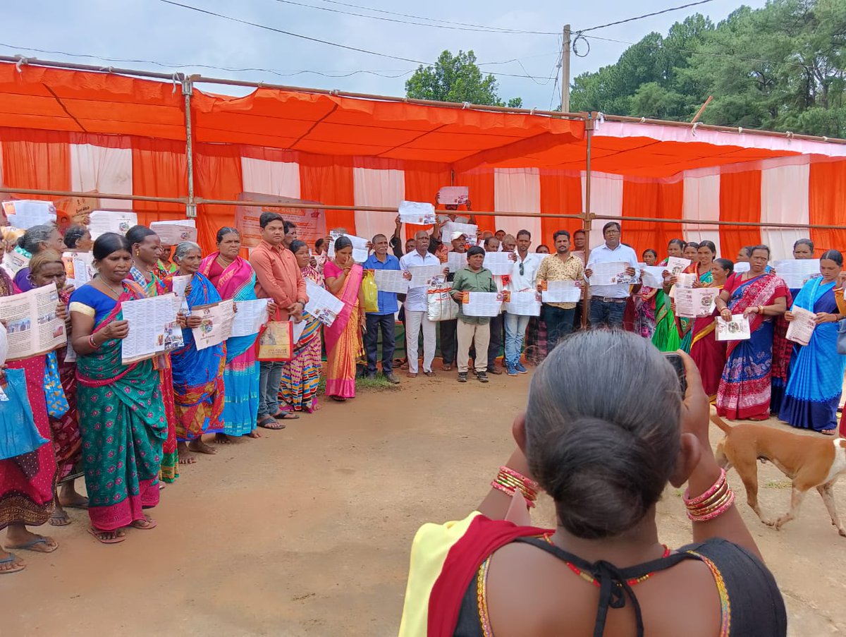 psdaringbadi's tweet photo. 📷
BDO DARINGBADI
Bikaas Baahan Yatra” at Partamaha, Greenbadi and Pliheri GP of Daringbadi Block on Date16.06.2025  Day-5.
@PRDeptOdisha
@IPR_Odisha
@CMO_Odisha
@DMKandhamal
@zpkandhamal https://t.co/zwo0aOnjrf