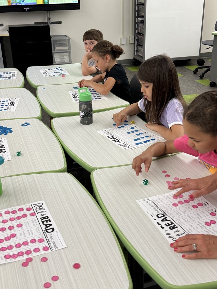 MPASDVikings's tweet image. Smiles, curiosity, and summer learning in full swing!!☀️📚 Our Summer Enrichment Program is off to an amazing start—filled with hands-on activities, discovery, and joyful minds hard at work. These students are making the most of every moment, and we couldn’t be prouder! ✨