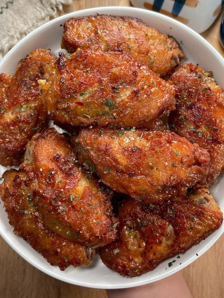 beauty11251125's tweet image. 🍗✨Fried chicken wings are here!
Crispy golden skin, spicy and sweet sauce, every bite is full of happiness 💥!

#Fried Chicken Wings
#Drinking Dishes 
#Sinful Cuisine 
#Must Eat for Chicken Wing Controls