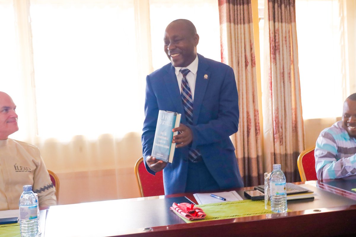 Our team, led by <a href="/JohnGriffinTx/">John P Griffin</a> (VP Global Programs) and <a href="/HKibirango/">Hassan Kibirango</a>, visited <a href="/KibuliSecSchool/">Kibuli Secondary School</a> this month. 

The impact of the iLEAD program is undeniable. Thank you, <a href="/KibuliSecSchool/">Kibuli Secondary School</a> for believing in the next generation of leaders! 👏
<a href="/JanetMuseveni/">Janet K Museveni</a> <a href="/Maxwell_Leaders/">Maxwell Leadership</a>