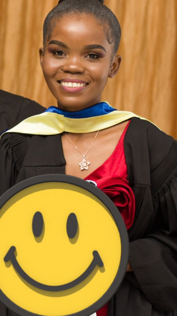 Nolwethumhlophe's tweet photo. My name is Dladla Nothando, a qualified Maths and Science unemployed teacher😊 May I assist your kids with basics, reading and writing, homework, and Spelling 
Primary it's all subjects and all grades. then high school, it's form 1 to 3♥️😊 Kwaluseni, 
7831 3256/ 79544968 https://t.co/pTYCSHonFa