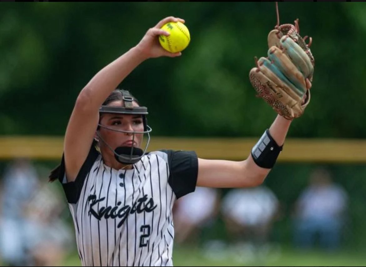 bowman_azlyn's tweet photo. Our team came up short in the class 3 State Championship. At the plate I was 2/3 with a Bomb! I’m beyond proud of my teammates for the season we have had. Thank you coaches for a great season.@2027StarzNat @StarzGold https://t.co/Vd0LxIgmbH