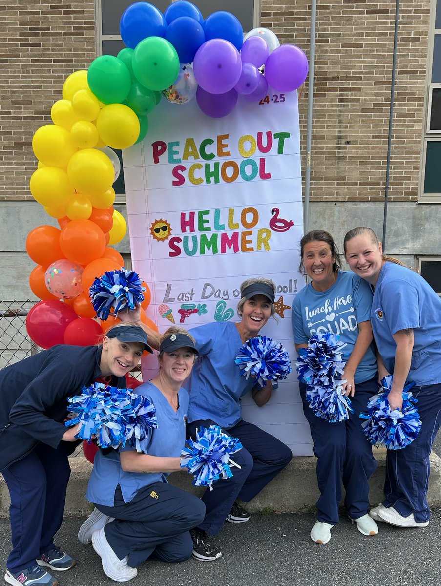 Wishing all our students and staff a safe, fun, and restful summer! Thank you for a great school year, see you soon 😀🌞