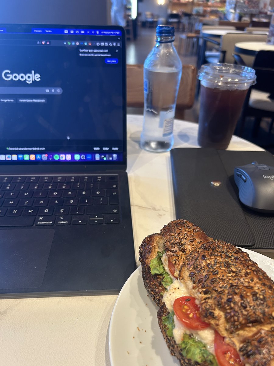 modeme reset attınız.
kurulum yapıyoruz olmuyor.

napayım bende dümendan çalışan tayfa gibi kafeye geldim.. <a href="/TurkNetDestek/">TurkNet Destek</a> arıza kaydıma 2. yanıt plz ilki işe yaramadı