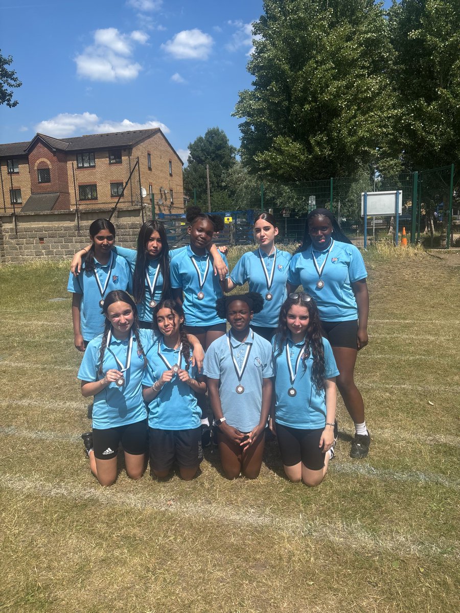 thelammasschool's tweet image. More sporting success! Our Year 9 rounders girls came third in the borough rounders competition! Well done, girls! #lammasway #widehorizons #proudtraditions