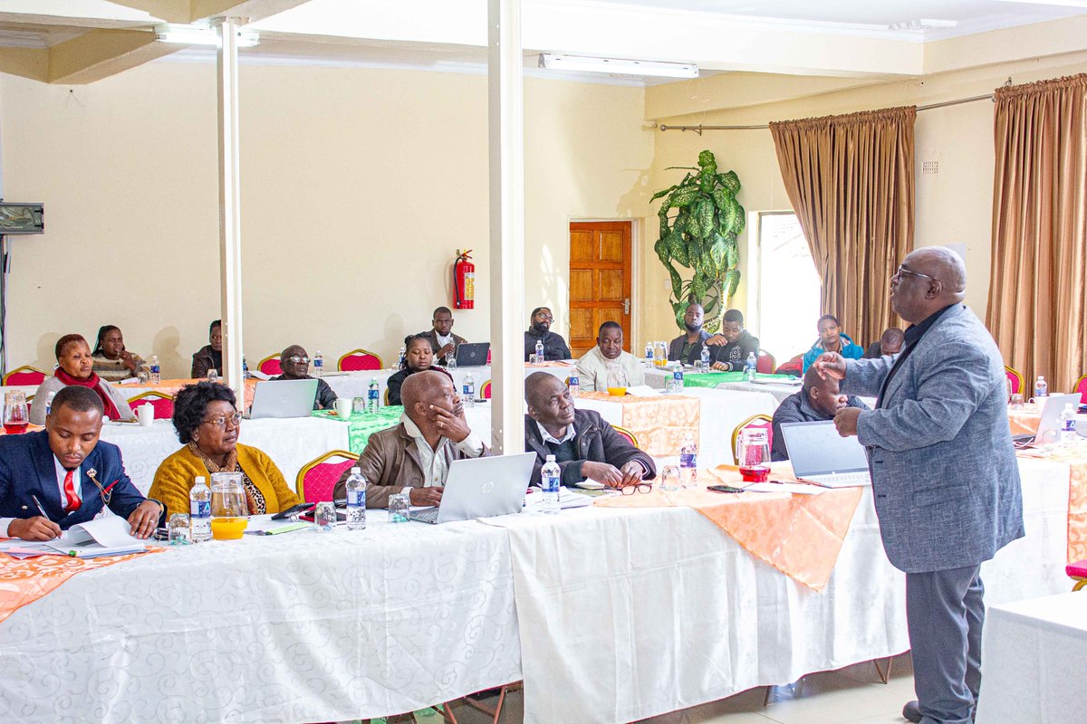 🔍 A key highlight from our PVO Amendment Act outreach sessions:
Mrs. Nyasha Machirori (Mutare &amp; Masvingo) and Adv. Mandinde (Bulawayo &amp; Gweru) of the Zimbabwe Human Rights NGO Forum unpacked grey areas needing clarification under the Act.
📌 CSOs must apply for registration