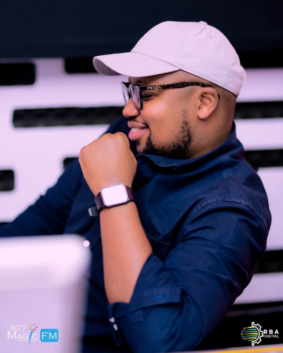 MagicFmRadio's tweet image. You already know how we do it on the #MagicDrive 🔥💃 Tune in! 

#InesAndRobertMackenna #MagicDrive 4pm-7pm