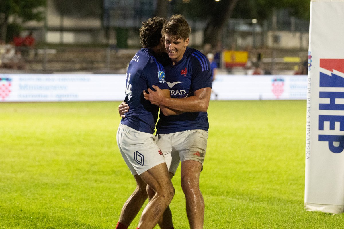 🇫🇷 Belle performance des Bleus à Makarska !

Ils se sont imposés face à l’Espagne en finale et remportent la première étape du Championnat d’Europe 🏆

📷 Jose Edo