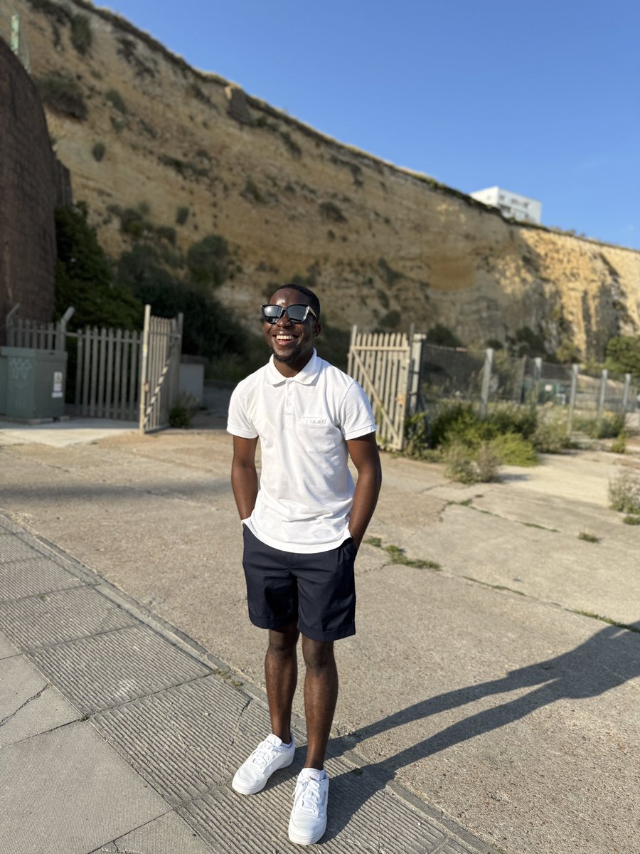 leftyonicake's tweet photo. Feels like summer❤️😎 https://t.co/qyHLzzb6hN