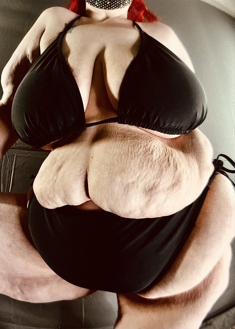 Watch GӨDMΛMΛ™️'s leaked NSFW photo on TwXstars