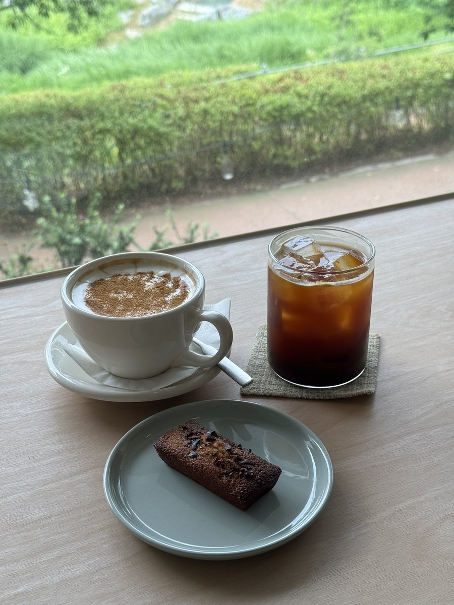 WABTMOOD's tweet photo. 폭우
앤나 커피 https://t.co/anjmQle8ZL