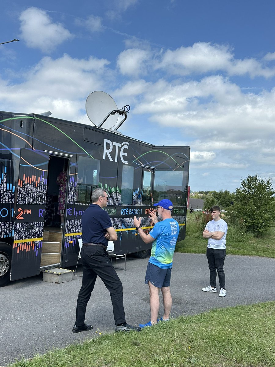 SaturdayRunner's tweet photo. Pre event setup at @TramoreVparkrun for #runwithray https://t.co/4TSsdAN8Wu