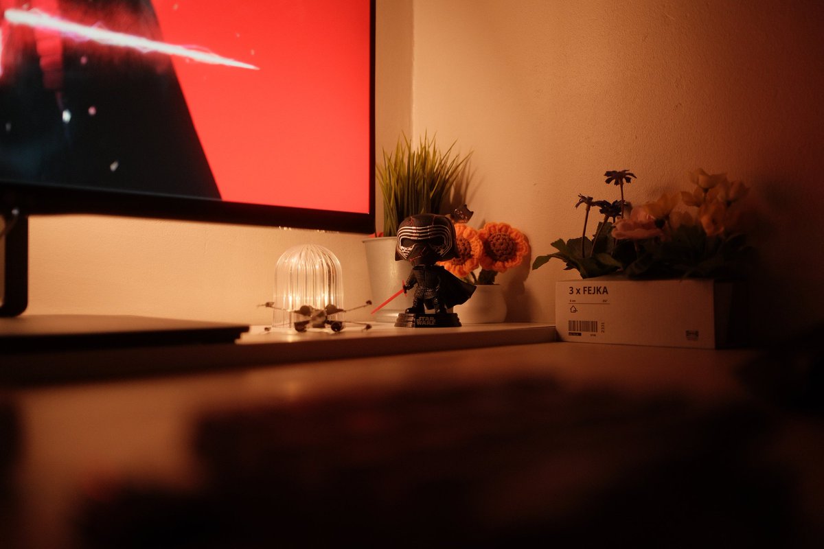 ♦️ kylo ren ♦️

may the force be with you
フォースと共にあらんことを

♦️ カイロ・レン ♦️

#desksetup
#デスク周り

#StarWars