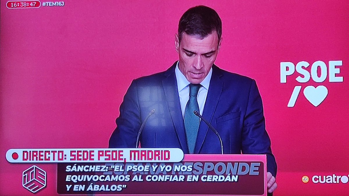 FrandelReino's tweet photo. Hay que tener la cara muy dura, (solo Sánchez la tiene), para decir esa sarta de mentiras de crecimiento, de empleo y de Happy flowers, cuando nos lleva a la ruina. 
Chulo, cínico, ególatra, macabro y sinvergüenza.
#TEM16J https://t.co/ZyWR1AJVfg