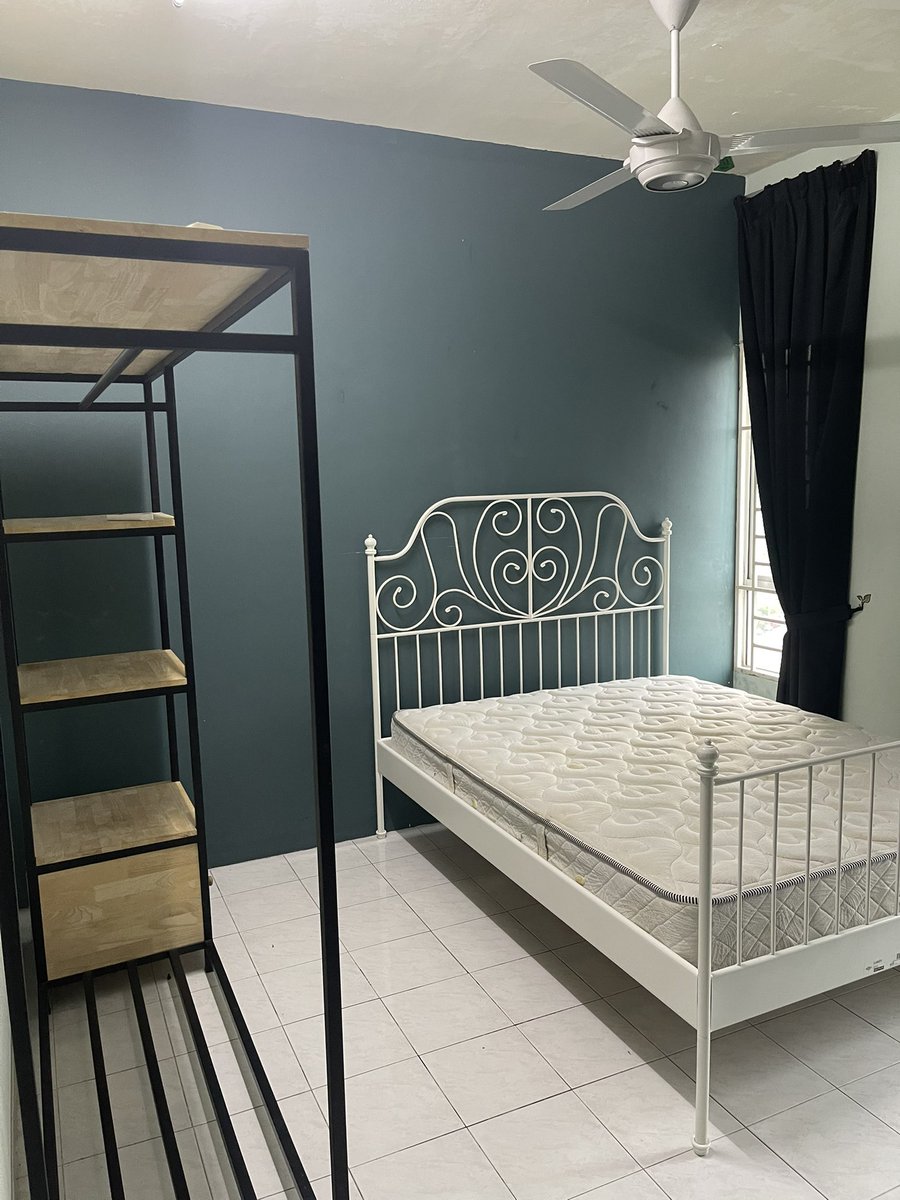 TJnn20's tweet photo. Assalamualaikum..
Saya ada 1 rumah untuk disewakan. Lokasi di Sungai Tangkas (VILLA TROPIKA APARTMENT). Details seperti berikut : 

🛏 3 bilik &amp; 2 Toilet
🛋 Sofa Bed, Meja mkn, peti sejuk &amp; mesin basuh
🚗 2 lot Private Car Park, Security 24 hour

#sewarumahbangi #sewarumahkajang https://t.co/h5AxlejLp9