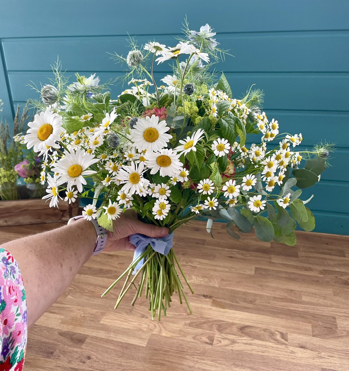 Lisa Collins π
 (@skegnesslisa) on Twitter photo Itβs national British Flower week π¬π§ 
I love creating wedding flowers using locally grown Lincolnshire flowers π₯°
#flowersfromthefarm 
#nationalflowersweek 
#Seacroftflowers
#Lincolnshireweddingflorist Itβs national British Flower week π¬π§ 
I love creating wedding flowers using locally grown Lincolnshire flowers π₯°
#flowersfromthefarm 
#nationalflowersweek 
#Seacroftflowers
#Lincolnshireweddingflorist