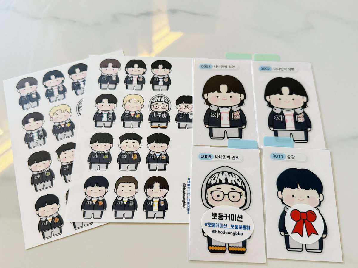 #뽀둥커미션_뽀둥뽀둥해 
너어어어무 귀여워 미쳐부러‼️ 하.. 이거 우트케써요 진짜 그냥 걸어두고 복복하기만 해야겠어요..💜 (상상도 못한 승관이 깜짝선물까지..🫶) 다음에도 이쁜 세봉이랑 정한이 잘 부탁드려요 ◡̈