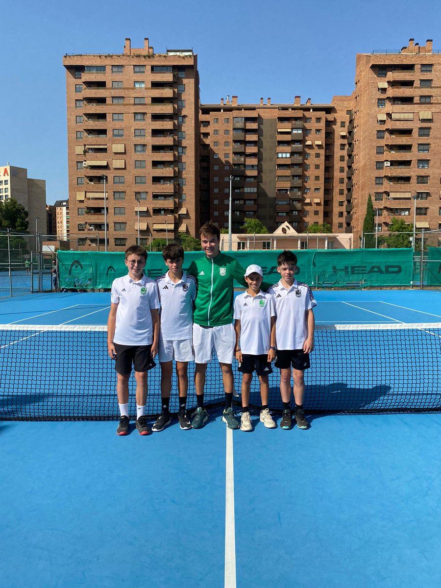 Subcampeones de la liga de Aragón infantil por equipos ¡¡BUEN TORNEO!!

<a href="/adrianbotiza/">adrianbotiza</a> 
@kiaautosalduba 
<a href="/WilsonTenisEsp/">Wilson Tenis España</a>