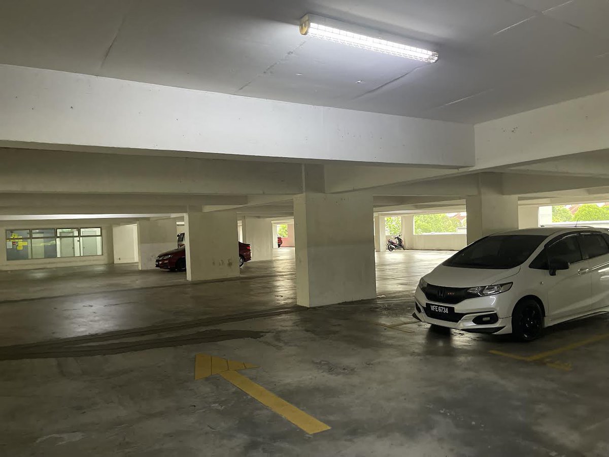 TJnn20's tweet photo. Attraction:
✨HUPM,UPM
✨UKM
✨ IOI City Mall Putrajaya
✨ Bangi Central
✨ Evo Mall Bangi
✨ Bangi Square
✨Hospital Kajang

#sewarumahbangi #sewarumahkajang #rumahsewabangi #ukm #gmi #villatropikaapartment #sungaitangkas #jalanreko #bangi #kajang https://t.co/5A0dBggKFV