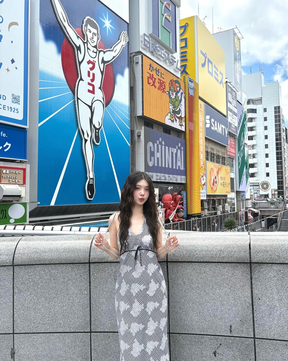 Soyul_yul's tweet photo. In Osaka ②
#DIA #다이아 #제니 #Jenny #Leesoyul #이소율 https://t.co/tEwjN76LS7