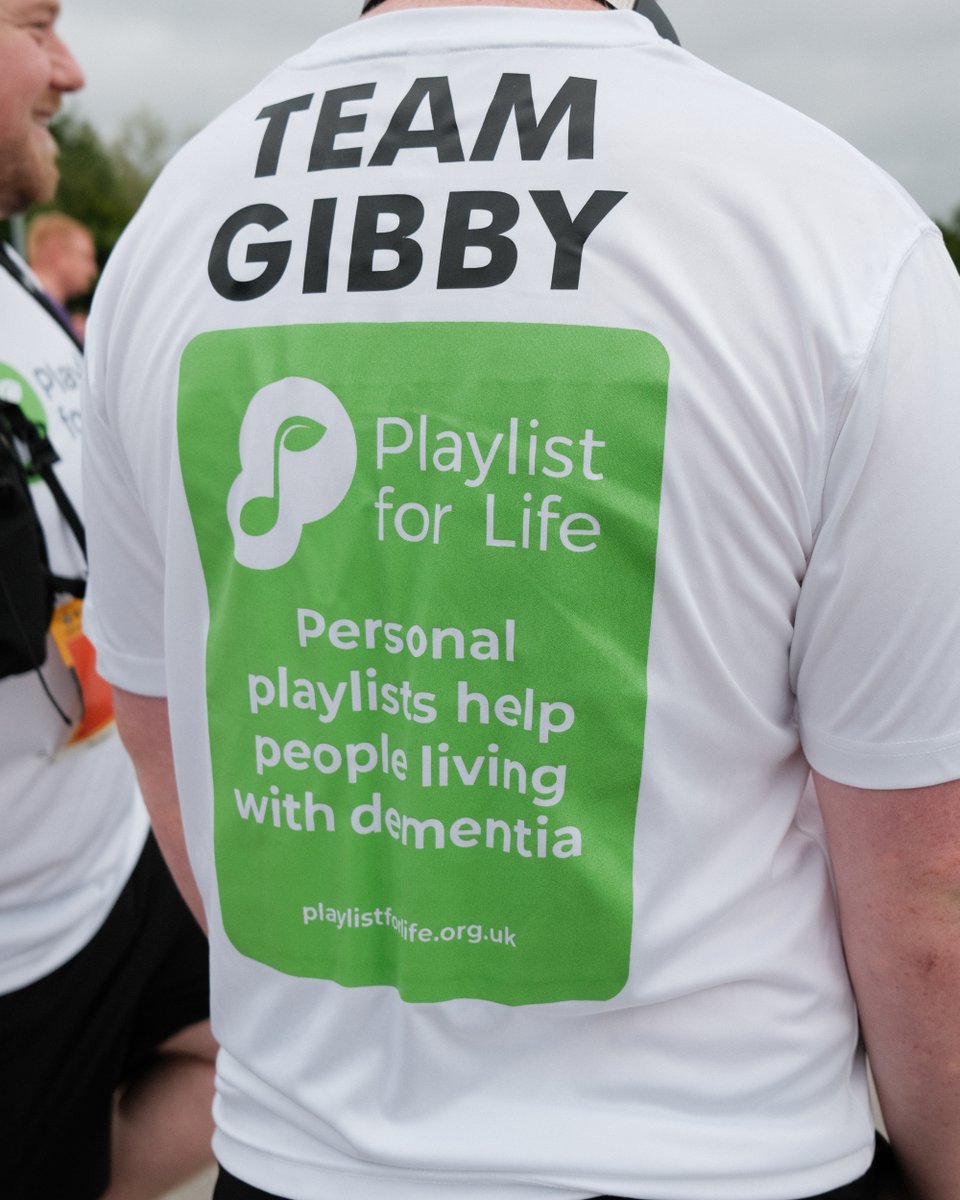 PlaylistforLife's tweet image. 🙌 Huge thanks to Niall & his team for smashing the Glasgow Men’s 10K in memory of his dad & raising nearly £2,000 for Playlist for Life!
Feeling inspired? Find out how you can fundraise for Playlist for Life: playlistforlife.org.uk/fundraise-for-…