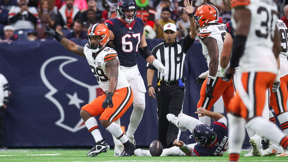 Who is a current free-agent fit for the Bills defense? billswire.usatoday.com/story/sports/n…