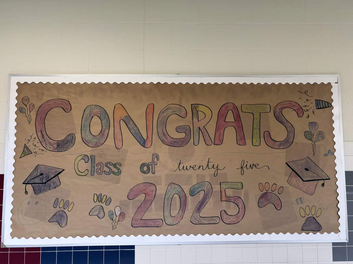 Congratulations to the class of 2025! 💛🎓🤍✨💙