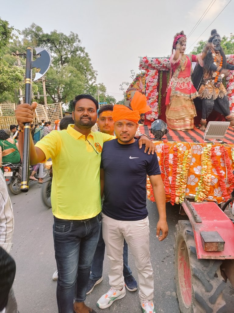 EngineerGovind1 tweet picture