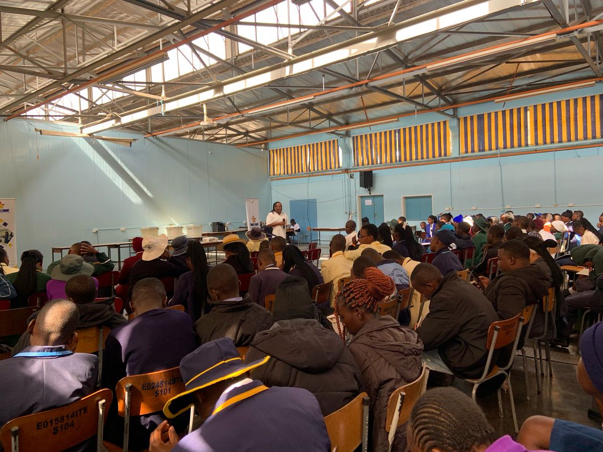 UNICEF ZIMBABWE (@unicefzimbabwe) on Twitter photo Our <a href="/UNICEF/">UNICEF</a> 🇿🇼Comms Officer, <a href="/johnmokwetsi/">johnmokwetsi</a>, shared insights on advocacy & using social media for development at the 33rd Session of the Junior <a href="/ParliamentZim/">Parliament of Zimbabwe</a>.
He encouraged junior MPs to harness platforms like WhatsApp for a positive impact and cautioned against misinformation. Our <a href="/UNICEF/">UNICEF</a> 🇿🇼Comms Officer, <a href="/johnmokwetsi/">johnmokwetsi</a>, shared insights on advocacy & using social media for development at the 33rd Session of the Junior <a href="/ParliamentZim/">Parliament of Zimbabwe</a>.
He encouraged junior MPs to harness platforms like WhatsApp for a positive impact and cautioned against misinformation.