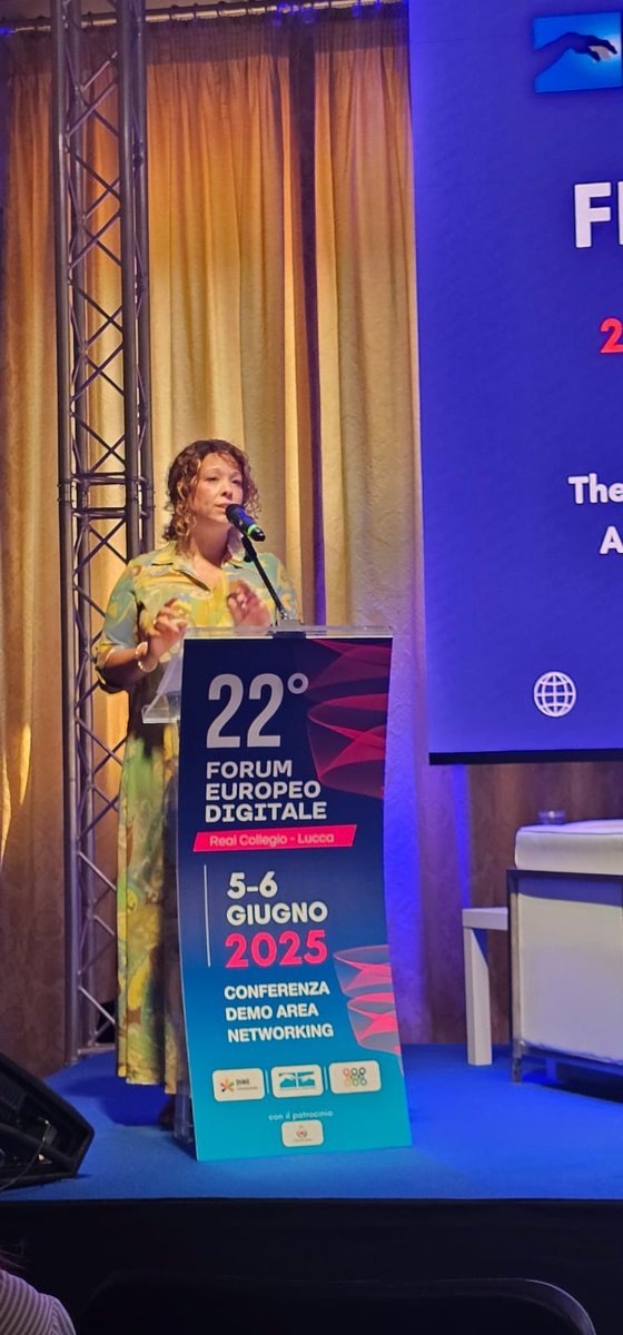 SEDIAgob's tweet photo. 🗣️Carla Redondo, DG de Ordenación de los Servicios de Digitalización y de Comunicación Audiovisual de @SEDIAgob, en el 22º @ComunicareDigit  "@SpainAVSHub es un caso de éxito y ha sido clave en la consolidación, internacionalización e innovación del sector audiovisual español" https://t.co/RmM8mVzpVS