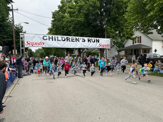 DMSE's tweet image. Good weekend for the DMSE team – one team at the Mt. Washington Road Race and another team, including me, at the Bellin Run 10K in Green Bay, WI. Next is the Boston 10K next Sunday at the Boston Common. Happy Father’s Day to all the DMSE dads and all the other dads out there!!!