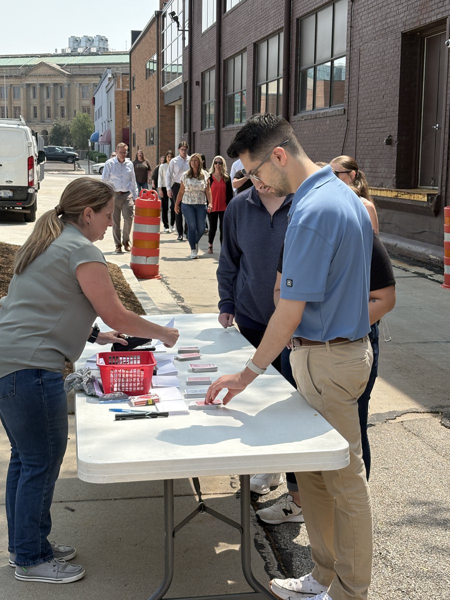 Members of our Toledo office grabbed their walking shoes and hit the town for the 15th Annual Poker Walk and Cookout! 

Participants enjoyed beautiful weather, live music by Kyle Smithers, and a delicious lunch grilled by our own Scot Hinshaw.

#shumaker #pokerwalk