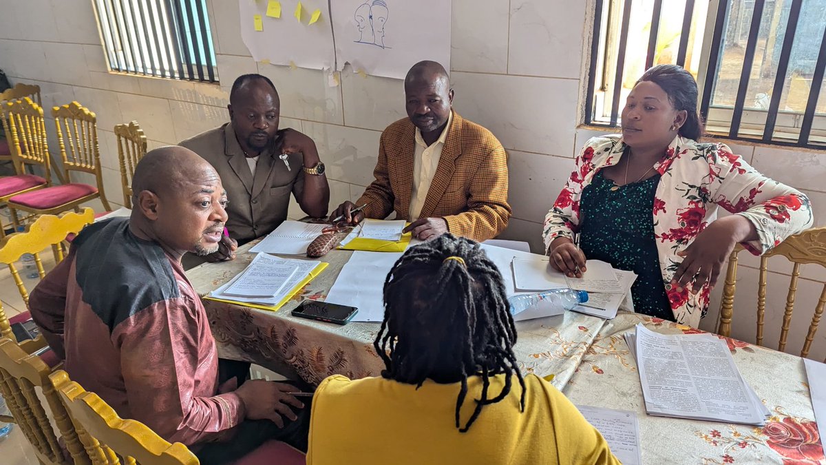 🚨 Breaking Gender Barriers in Donga Mantung!

 17 key stakeholders trained to examine how harmful gender norms that fuel exclusion &amp; violence.

✅ Commitments made:
🔹 Tackle stereotypes
🔹 Promote inclusion
🔹 Support gender equality education.

🙏 Thanks to #ALVF &amp; <a href="/AFD_en/">AFD_en 🇫🇷 🇪🇺</a>!