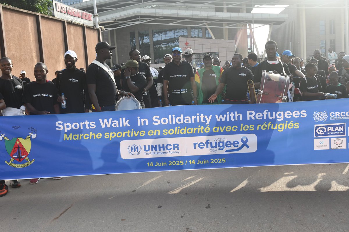 RefugeesCmr's tweet photo. Countdown to #WRD2025⏳

4️⃣days to go!!

Gov’t, private sector, civil society organizations &amp; @UN_Cameroon joined UNHCR &amp; #Refugee committee #CRCC in CMR🇨🇲last Saturday to launch #WorldRefugeeDay2025 activities with an engaging sports walk in Yaoundé 

#SolidarityWithRefugees https://t.co/KMJayriW5l