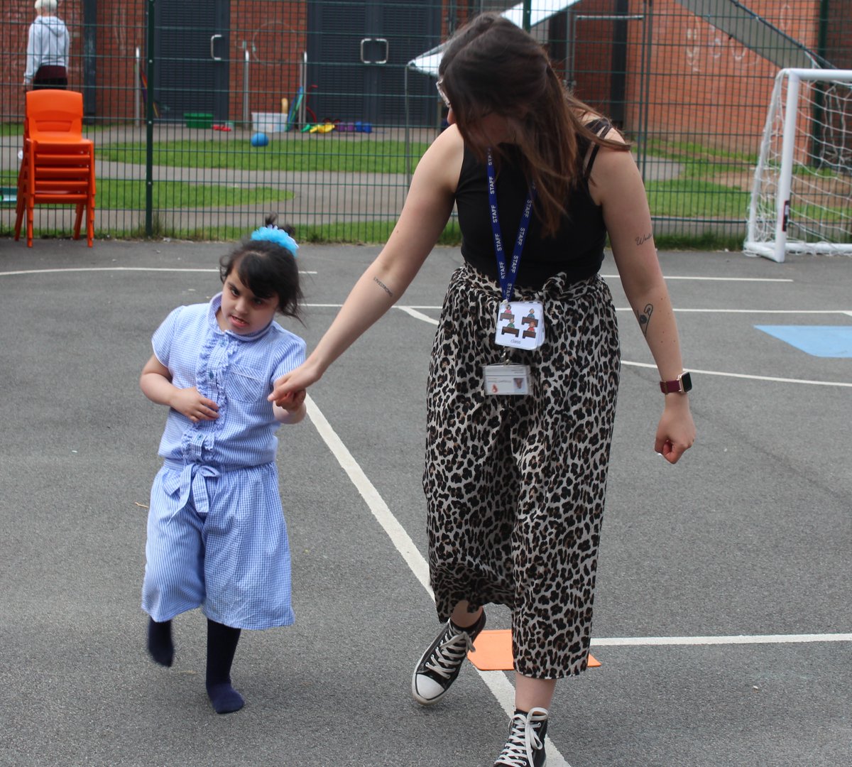 prospecthouse's tweet photo. @relayyourway (@cerebracharity) today visited Prospect House - what an unforgettable experience it was!
Pupils, staff & members of @ukblindbaseball joined together to raise awareness & celebrate inclusivity in sport and play. πββοΈπββοΈπ
#RelayYourWay #InclusiveSport #HappySmiles https://t.co/aFibwiuvxn