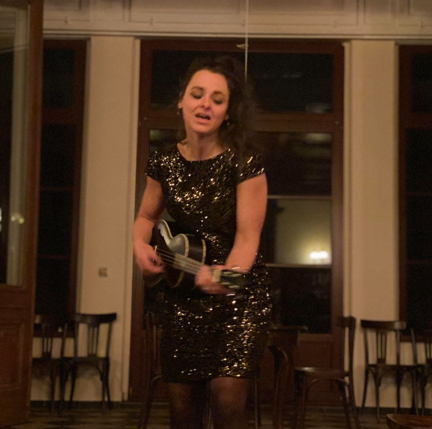 "The world is a book, and those who do not travel read only one page." - St. Augustine

Greetings from tour! #aMarionThang #ontheroad -