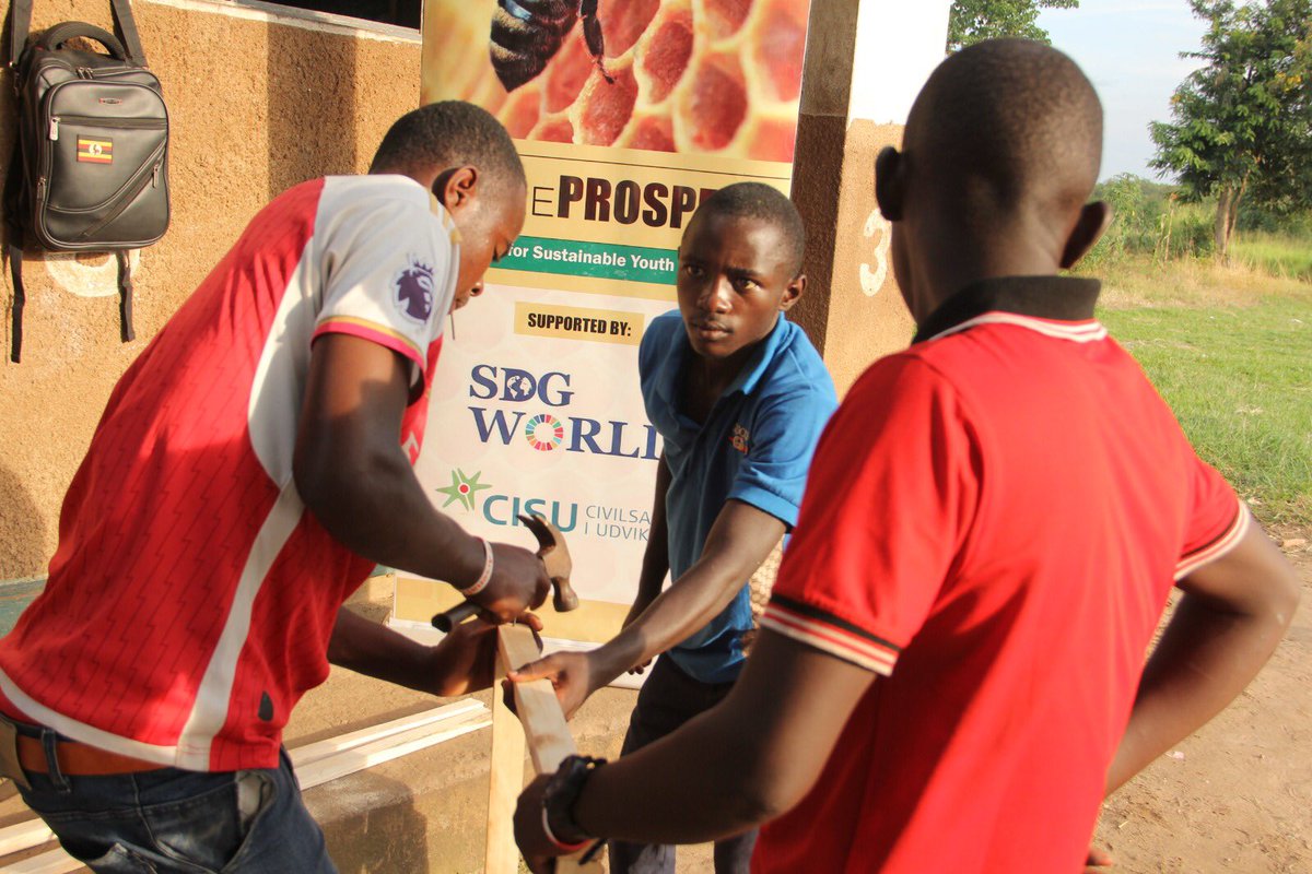 Empowering young beekeepers! 🌱🐝 Through the Bee Prosper Project, we're building skills for sustainable apiculture and stronger communities. #BeeProsper #SustainableBeekeeping 
<a href="/SDGWorldTour/">SDG World Tour</a>