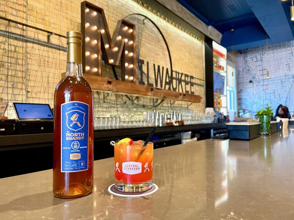 Join the Badger Chapter on June 24th at Central Standard Crafthouse for a spirit tasting, lunch, networking and deep dive into how to use efficiently AI as ag communicators with Brian Kohlmann from Bader Rutter. Register here ow.ly/HRTh50W2zlO