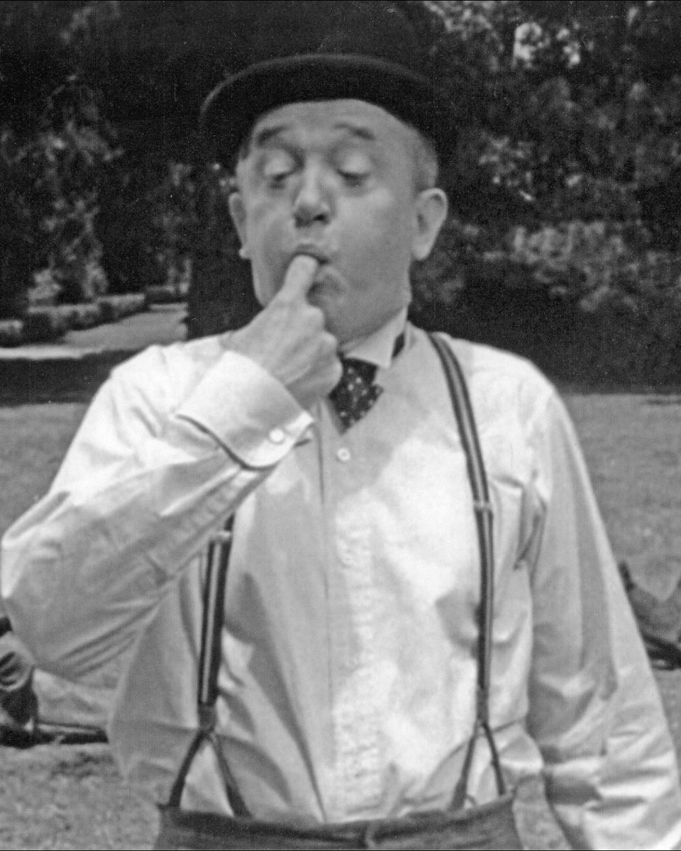 We're celebrating our 2nd ever SAG Life Achievement Award recipient today! Stan Laurel was #BOTD in 1890 and went on to become part of the comedy duo Laurel and Hardy. An iconic comic, actor, write and film director, his career spanned five decades. 🎂