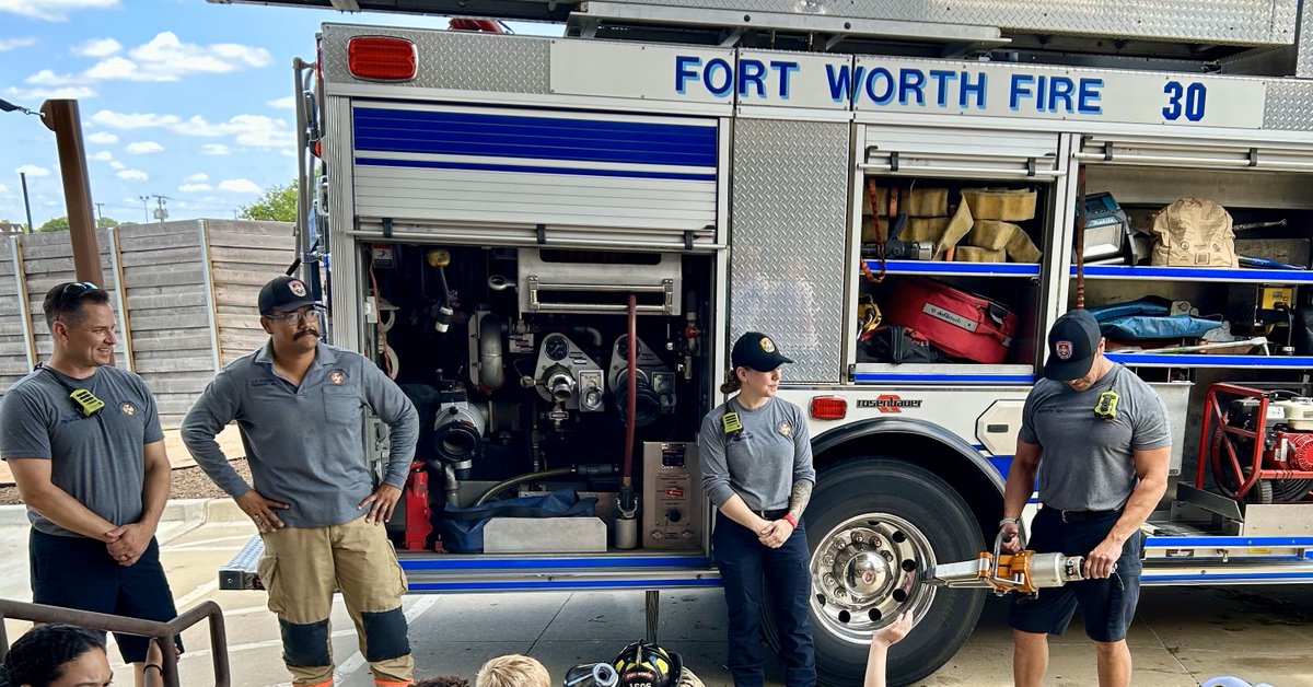 afc_tarrant's tweet image. Our Summer session of Camp BLUE was a BLAST! Thanks to all who made it our best yet, including our individual donors! @fortworthpd @fortworthfire @chicken_express @nothingbundt @fuzzystacoshop @parkplacetexas