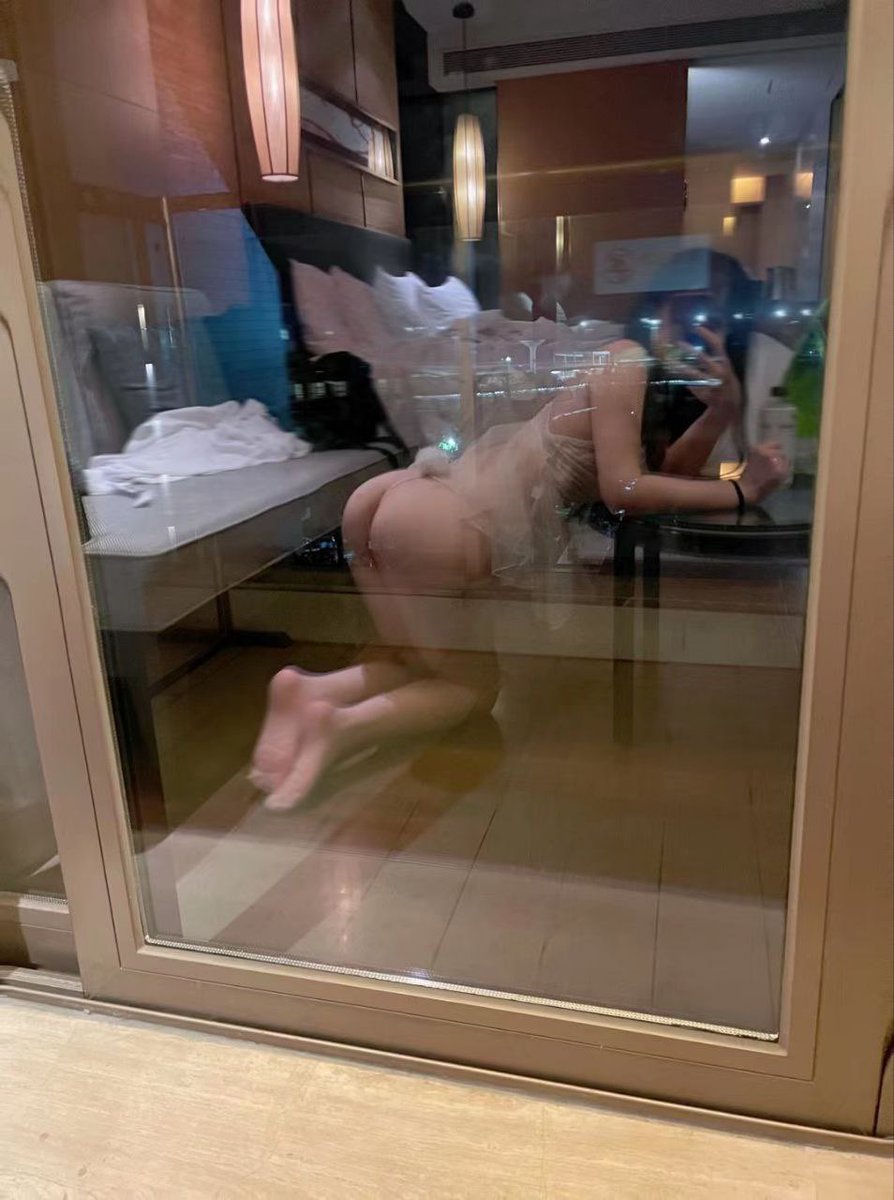 認真..想打炮 .. 
敢點讚就敢跟誰打炮 
#來滋潤我的小穴穴