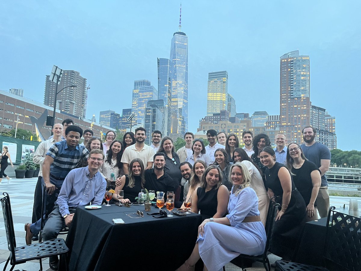 A big welcome to our newest interns at FTI Technology, joining teams across our business! We recently kicked things off in style with a welcome happy hour at City Vineyard in NYC—just the beginning of what’s ahead. #ExpertsWithImpact #TeamFTI