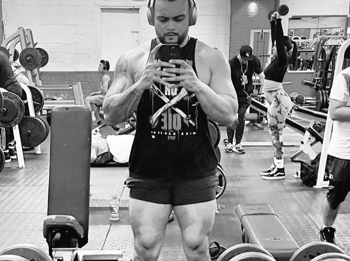 CesarxEspino's tweet image. At the gym and then ring training with Jefe (@AnAZTrashbag) and mi hermanos.

#PMLL #LatinGang