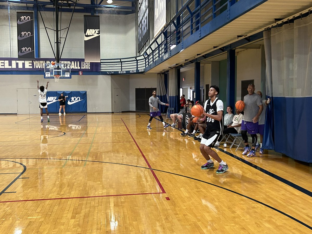 Sam Lance (@slancehoops) on Twitter photo Marcus Spears Jr. is dominating the โdrill workโ portion here at <a href="/NikeEYB/">EliteYouthBasketball</a> Elite 100 Camp.
Hitting shots from the outside, grabbing every available rebound. Truly a special talent. <a href="/Mspearsjr/">Marcus Spears Jr</a> Marcus Spears Jr. is dominating the โdrill workโ portion here at <a href="/NikeEYB/">EliteYouthBasketball</a> Elite 100 Camp.
Hitting shots from the outside, grabbing every available rebound. Truly a special talent. <a href="/Mspearsjr/">Marcus Spears Jr</a>